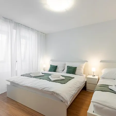 Old Town Oasis 4 Apartment *