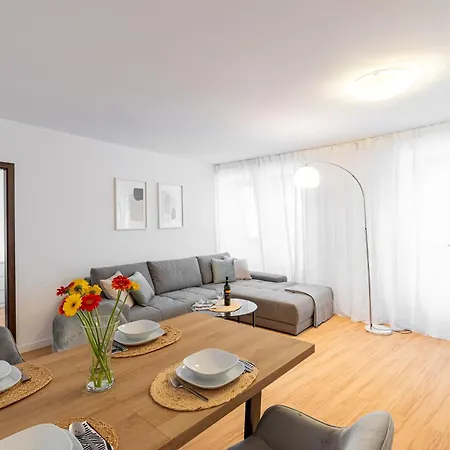 公寓 Old Town Oasis 4 *